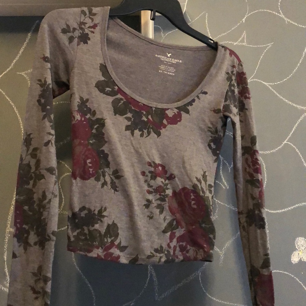 American Eagle long sleeve Crop Top